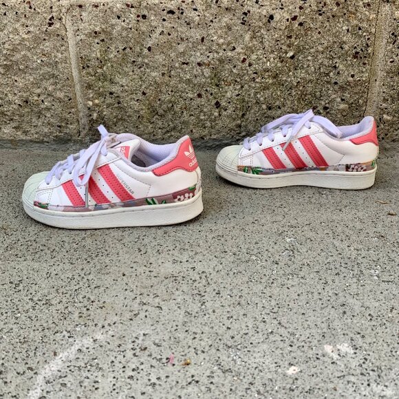 ADIDAS Pink Floral Superstar Sneakers Girls 11 Her Studio Toddler Running Shoes - Picture 2 of 8